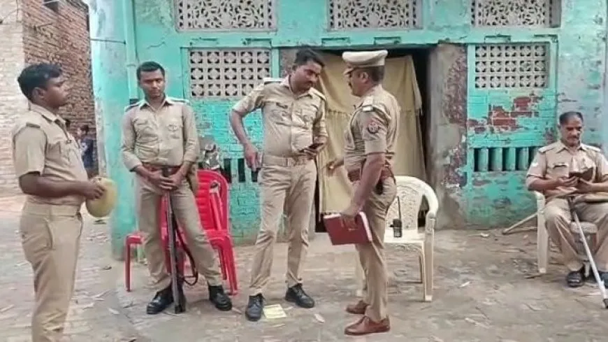 बलिया में संत रविदास की मूर्ति के साथ तोड़फोड़, इलाके में भारी पुलिस बल तैनात