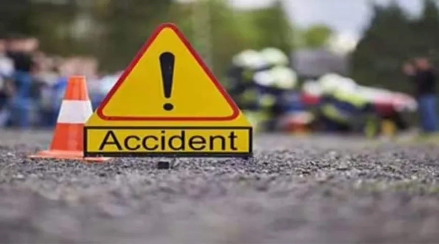 Road Accident in Ballia : डम्पर ने मारी जीप में टक्कर, पीडब्ल्यूडी कर्मचारी की मौत