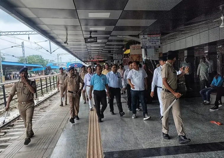 Ballia Railway station पर 41 करोड़ रुपये की लागत से चल रहा कार्य