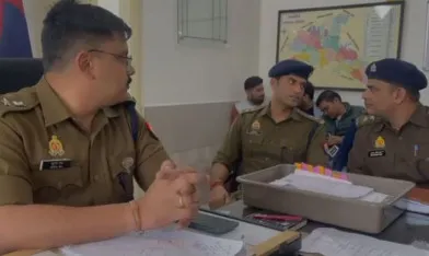 Agra News: पुलिस को मिली बड़ी सफलता, सेना में इस्तेमाल होने वाली दवाओं का जखीरा बरामद, 7 गिरफ्तार