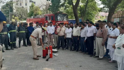 आग से बचाव के लिए बहराइच में हुआ मॉक ड्रिल, दमकल के जवानों ने बताई ये जरूरी बात  