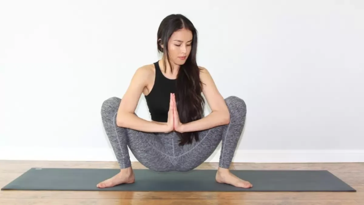 malasana yoga pose