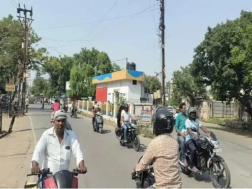 आजमगढ़ में भीषण गर्मी और गर्म हवाओं ने किया परेशान, आज 46°C तक पहुंच सकता है तापमान