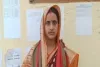 Nikay Chunav Result: सपा से मनियार नगर पंचायत अध्यक्ष बनीं राजमिस्त्री की पत्नी, चितबड़ागांव में खिला कमल