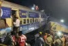 आंध्र रेल हादसाः मरने वालों की संख्या बढ़कर 13 हुई, 50 लोग घायल 