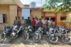 बलिया पुलिस को मिली सफलता, चोरी की 6 बाइकों के साथ तीन युवक गिरफ्तार
