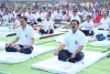 अंतरर्राष्ट्रीय योग दिवस : उप मुख्यमंत्री विजय शर्मा दुर्ग में आयोजित योगा कार्यक्रम में शामिल हुए