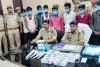 लखीमपुर खीरी: पिकअप से चोरियां करता था शातिर गैंग...8 गिरफ्तार, 7 वारदातों को दिया अंजाम