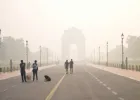 Delhi Pollution: दिल्ली का AQI ‘गंभीर’ श्रेणी में पहुंचा, कई इलाकों में बिगड़े हालात 