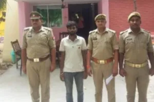 Ballia News: बलिया पुलिस को मिली सफलता, पाक्सो एक्ट में वांछित युवक गिरफ्तार