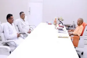 बलिया: एमएलसी रविशंकर सिंह पप्पू ने सीएम योगी से की मुलाकात, इन मुद्दों पर की चर्चा