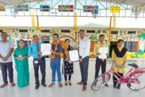 RK Mission School Ballia : मेधावी छात्र-छात्राओं को सम्मानित कर स्कूल प्रबंधक ने दिये यह संदेश