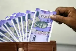 7th Pay Commission: केंद्रीय कर्मचारियों के  महंगाई भत्ते को आज मिल सकती है मंजूरी, जानें कितना बढ़ेगा वेतन