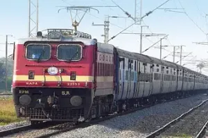 Indian Railways: दिवाली-छठ पर बिहार के लिए आनंद विहार से चलेगी अनारक्षित स्पेशल ट्रेन, यहां जानें टाइमिंग