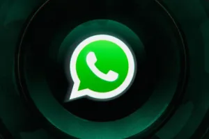 WhatsApp में  यूजर्स के लिए आया ये नया फीचर, अब वॉयस मैसेज भी हो सकते हैं गायब