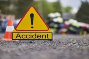 Bareilly Road Accident: टैंकर की टक्कर से दो बेटियों की मौत, पिता घायल, दोनों बहनों के सिर टैंकर के पहिए में फंसे