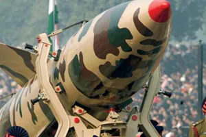 SIPRI report: भारत ने परमाणु हथियारों में पाकिस्तान को पीछे छोड़ा, चीन की भी बढ़ी एटमी ताकत