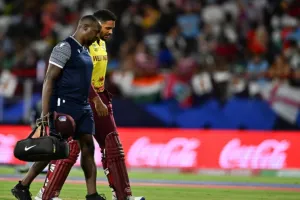 T20 World cup: इंग्लैंड के खिलाफ हार के बाद वेस्टइंडीज को लगा झटका, धाकड़ खिलाड़ी हुआ चोटिल, विश्व कप में आगे खेलने पर संदेह