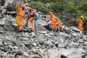 तीन दिन बीत गए! अभी आपदा से नहीं उबर सका उत्तराखंड, मुख्यमंत्री धामी बोले- यात्रियों की सुरक्षा सरकार की सर्वोच्च प्राथमिकता